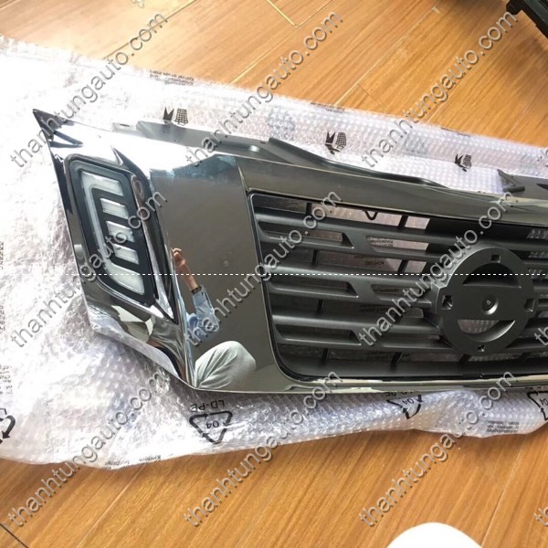 Đèn Led lắp trên Calang cho Navara NP300