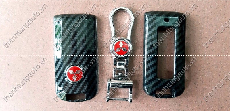Ốp khóa vân carbon cho xe Outlander 2016-2019