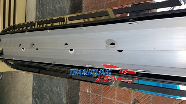 Bậc bước chân lên xuống cao cấp cho Santafe 2014-2016