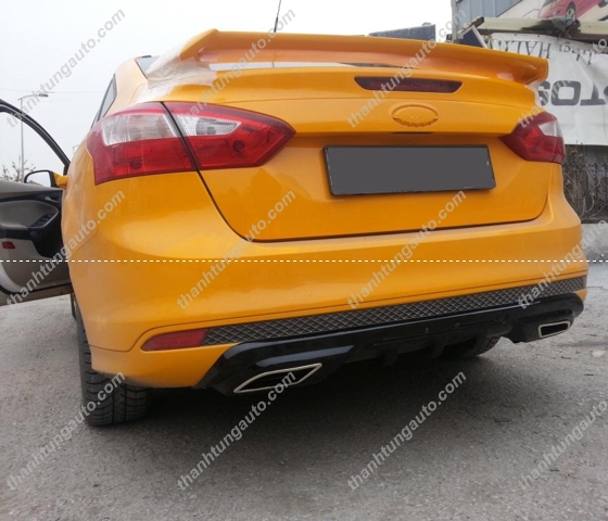 Lip sau chia 2 pô kiểu Lexus cho Focus 2013-2015 sedan