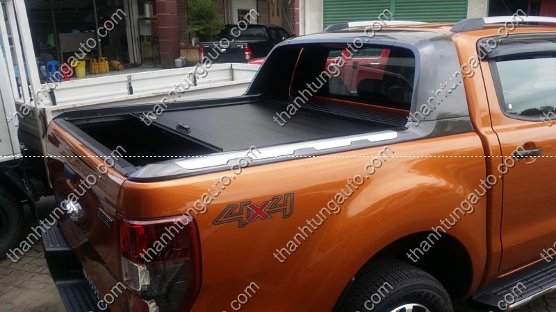 Nắp thùng cuộn cho Ford Ranger