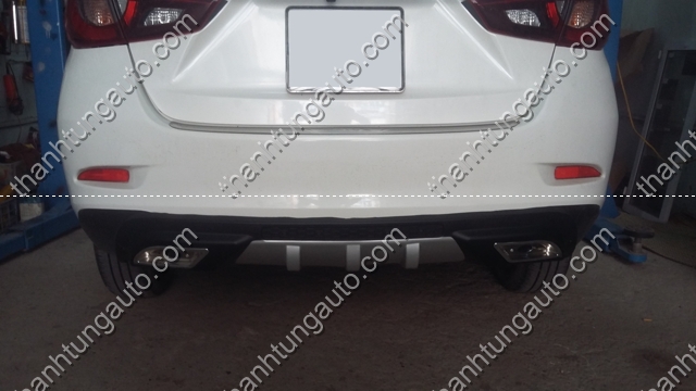 Lip sau chia 2 pô cho mazda2 2014-2017 mẫu Lexus