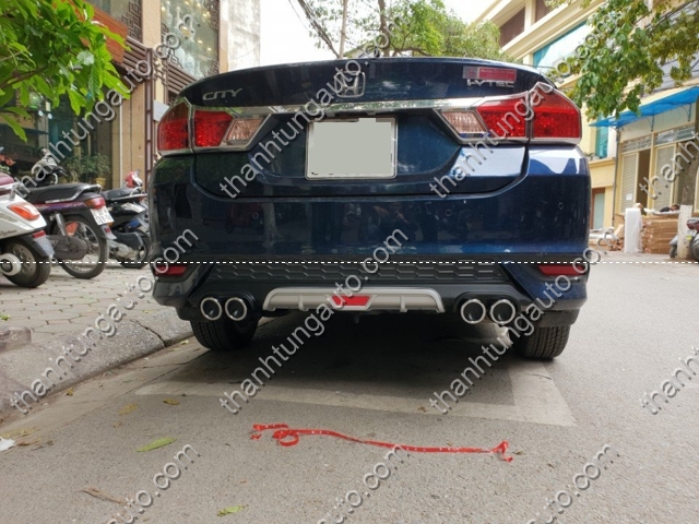 Lip sau chia 2 pô cho xe Honda City 2015-2017