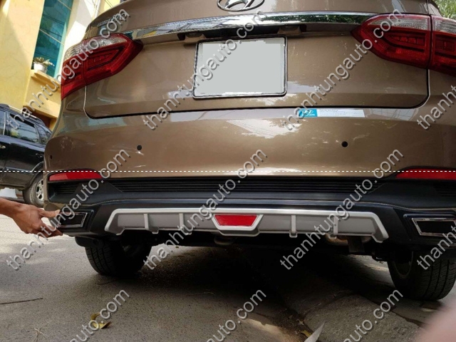 Lip sau chia 2 pô cho xe i10 2017-2018 sedan