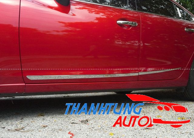 nẹp sườn inox cho xe Mazda 3 - 2015
