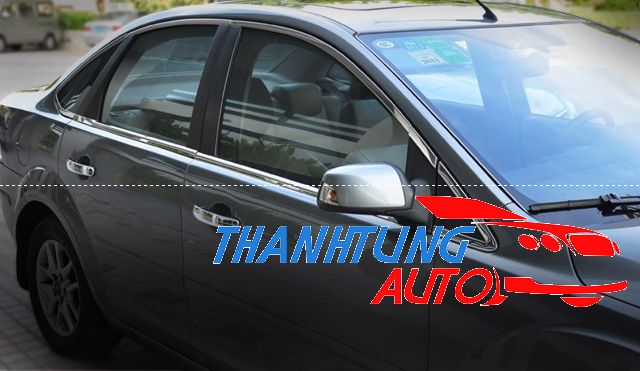 Viền khung kính cho xe Focus sedan 2008 - 2011