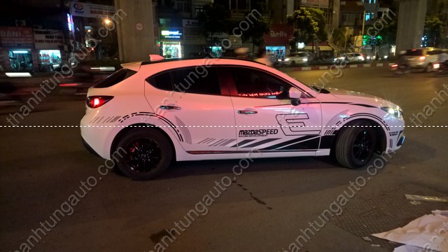 Dán tem sườn theo xe mazda 3 2015