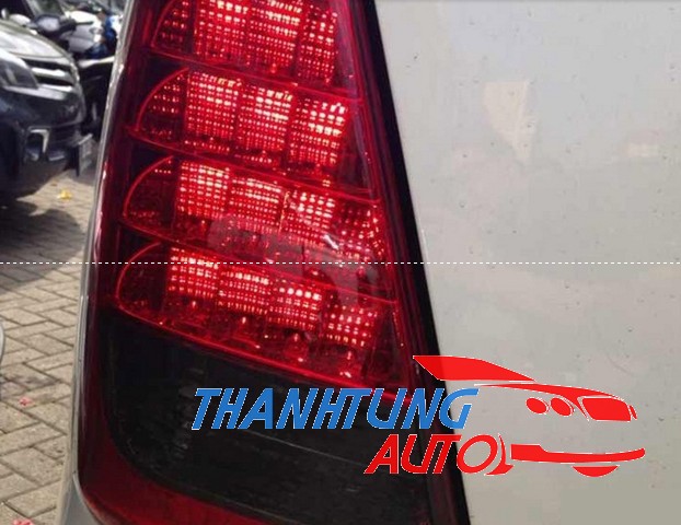 Đèn hậu Led cho xe Innova 2012 - 2015 màu đỏ