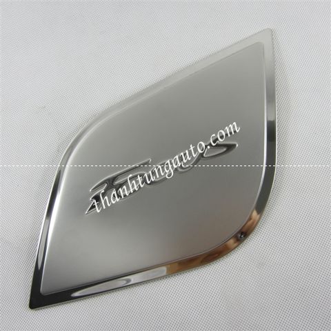 ỐP NẮP BÌNH XĂNG CHO XE FOCUS 2013-2018 hatchback