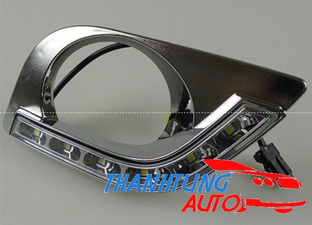 Ốp đèn gầm xi mạ led daytime cho xe Sunny