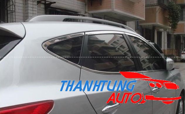 Nẹp chân kính, nẹp inox viền khung kính cho Tucson ix35 2009 - 2015
