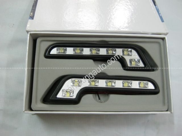 ĐÈN LED KIỂU MERCEDES LẮP CHO CÁC LOẠI XE